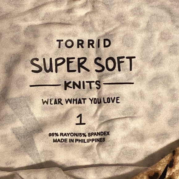Torrid Tank - Picture 3 of 3